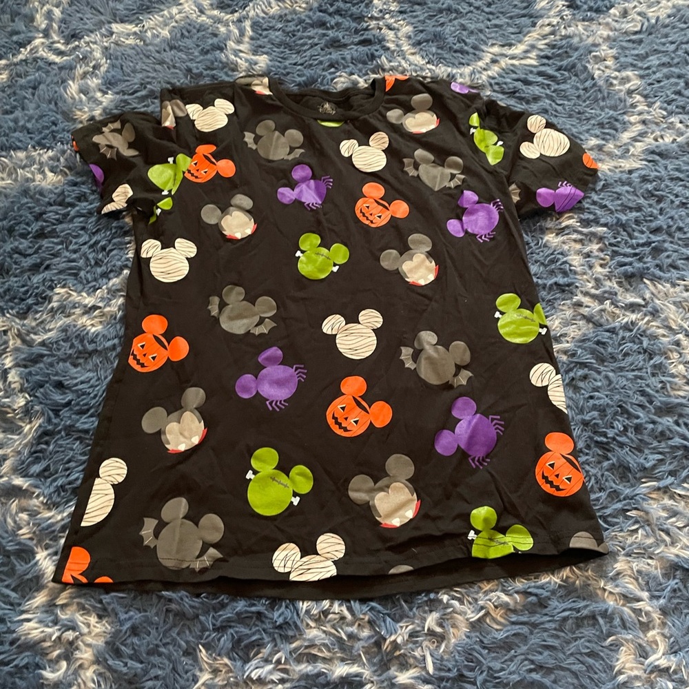 Disney Halloween Mickey Head Shirt Size Large